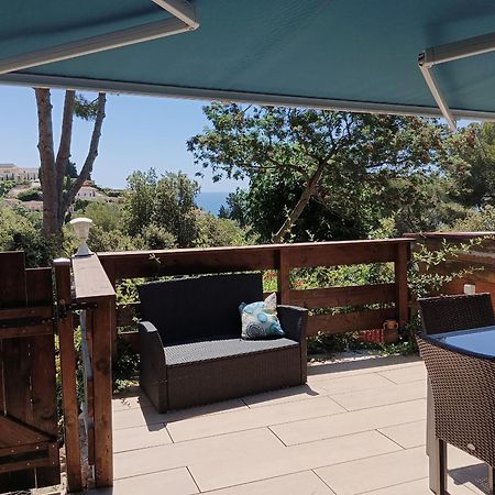 Petite Maison Au Calme - Piscine En Copropriete, Terrasse, Mer, Clim Vallauris Dış mekan fotoğraf