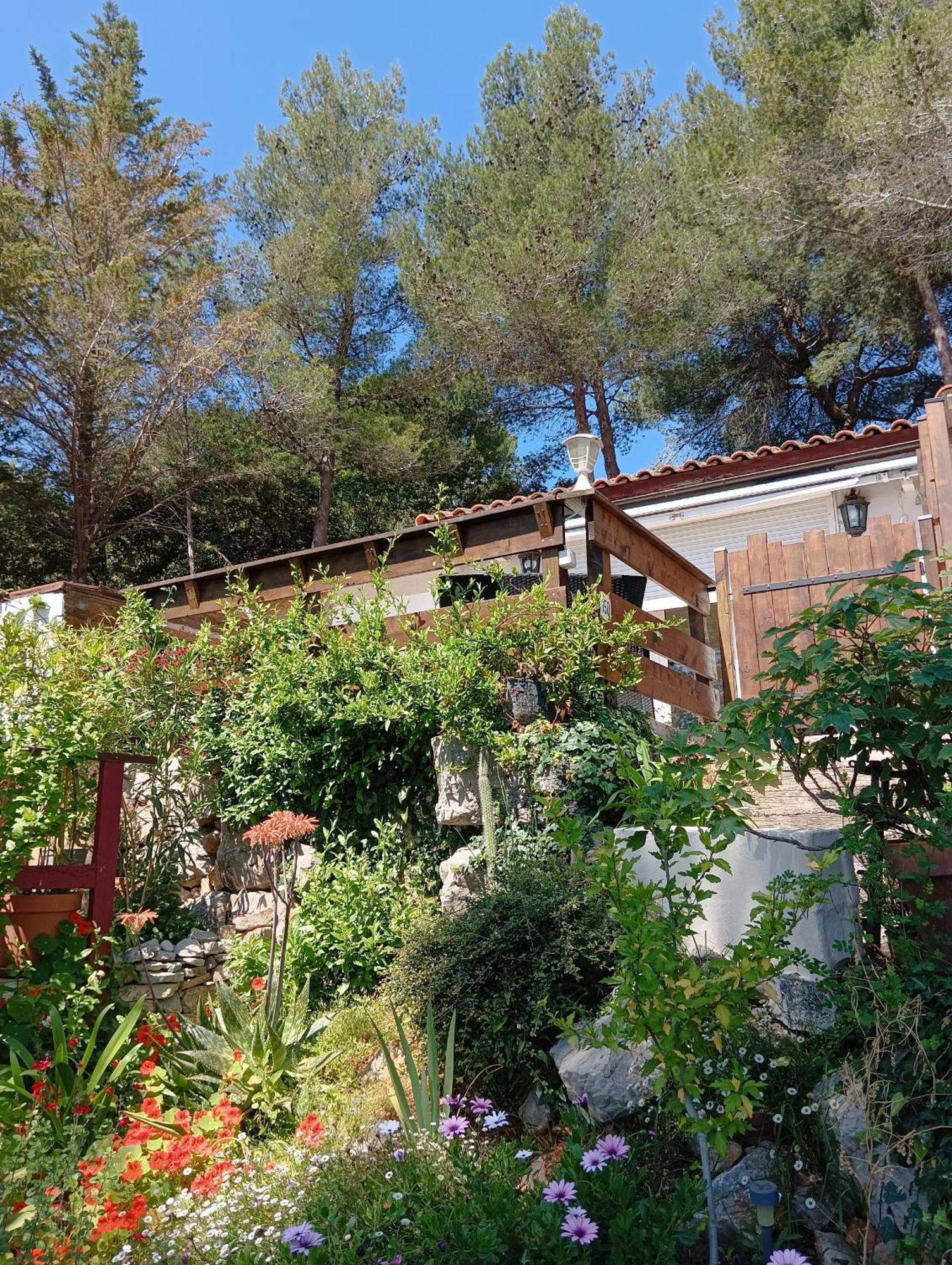 Petite Maison Au Calme - Piscine En Copropriete, Terrasse, Mer, Clim Vallauris Dış mekan fotoğraf